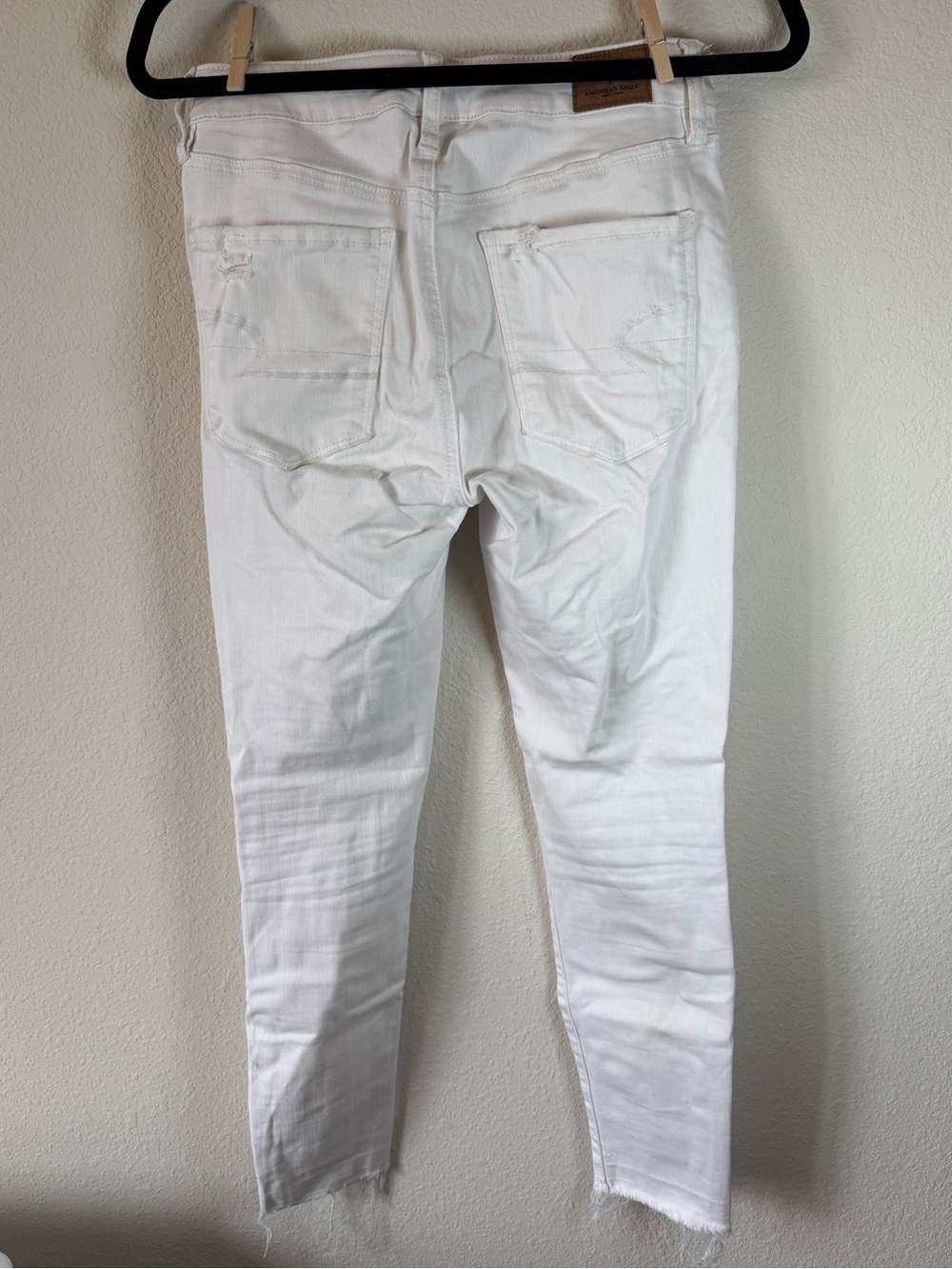 American Eagle White Distressed Jegging Crop Jeans Women’s Size 6 Stretch Raw - Picture 2 of 12